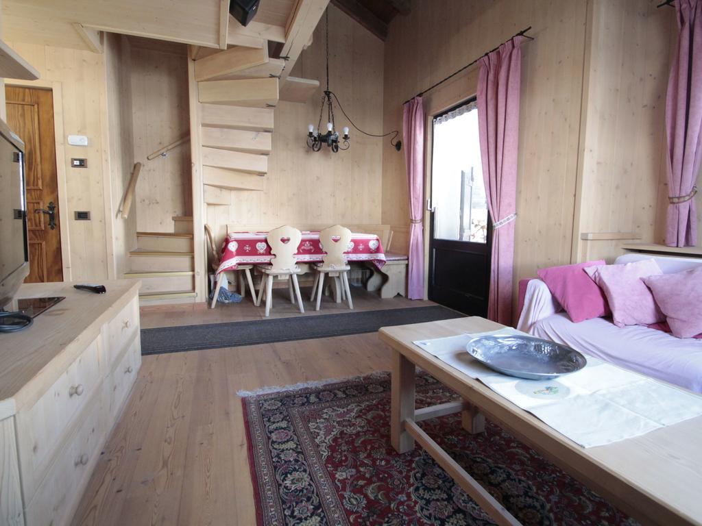 Tranquil Holiday Home In Livigno Italy Near Ski Area エクステリア 写真