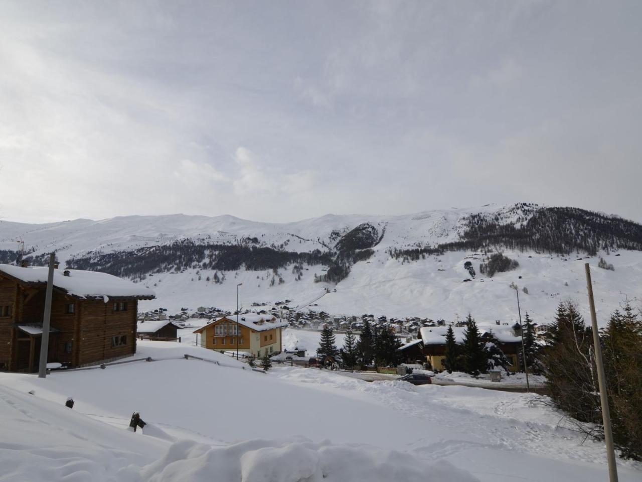 Tranquil Holiday Home In Livigno Italy Near Ski Area エクステリア 写真